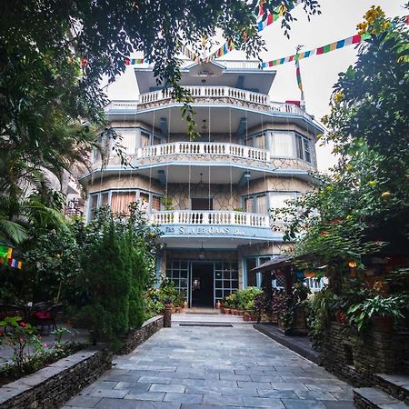 Hotel Silver Oaks Inn Pokhara Buitenkant foto